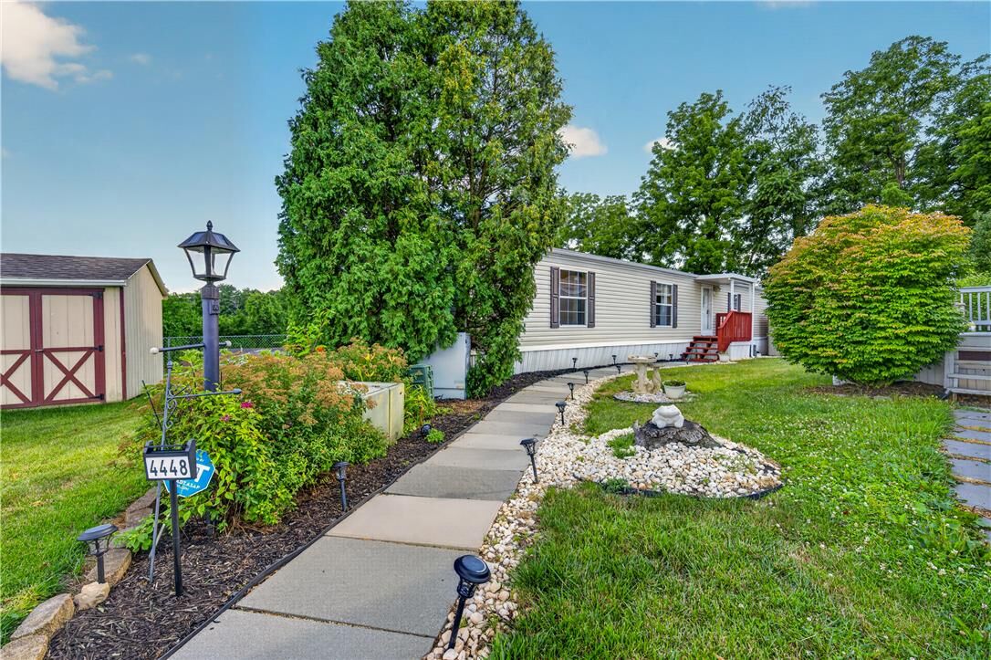 Property Photo: 4448 Marworth Court PA 18062
