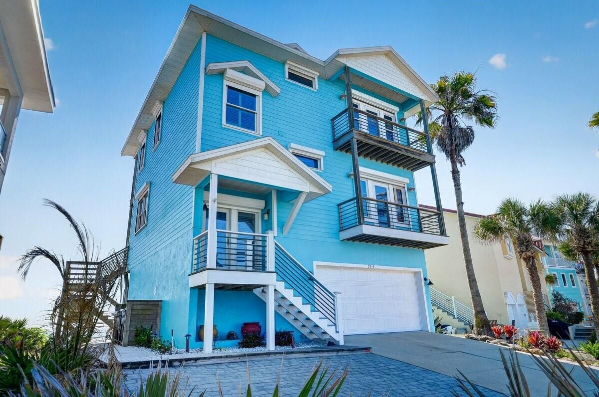 Property Photo: 3319 N Ocean Shore Boulevard FL 32136
