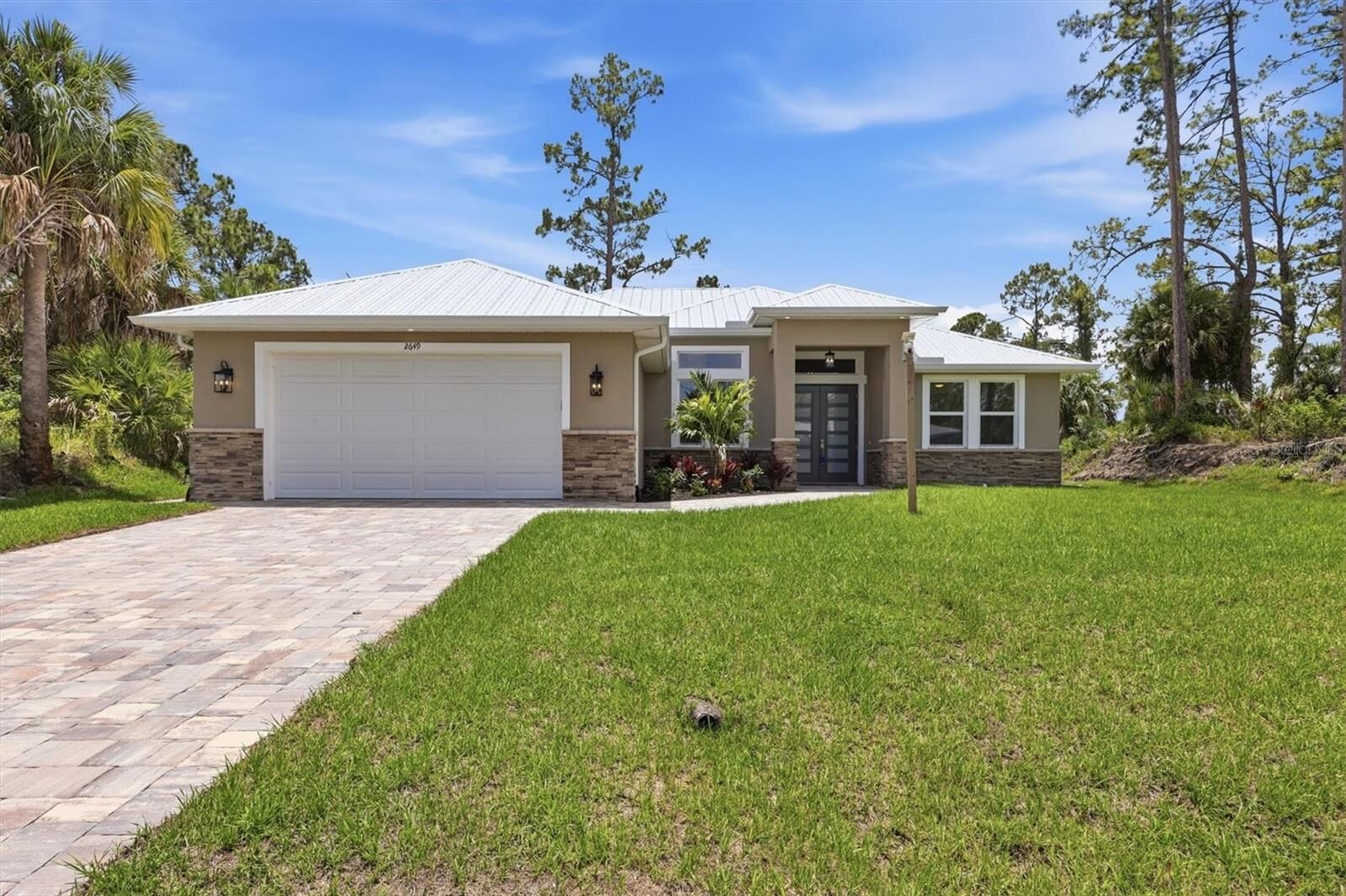 Property Photo:  2649 Simonton Avenue  FL 34286 