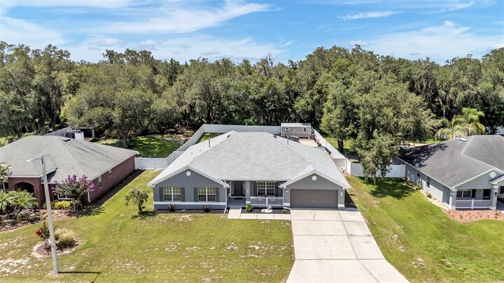 Property Photo: 2855 Blackwater Oaks Drive FL 33860