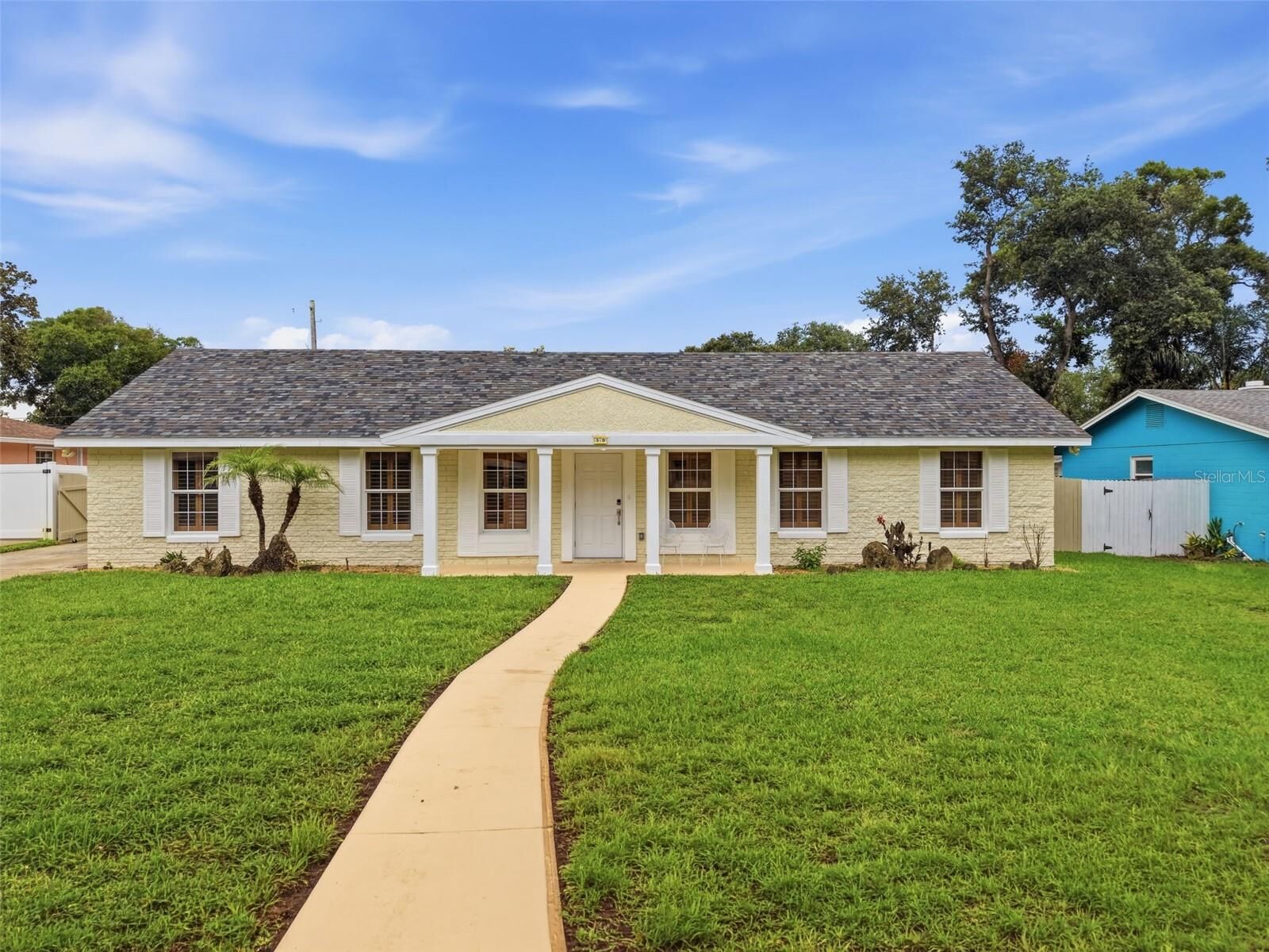 Property Photo:  59 Crestwood Circle  FL 32174 