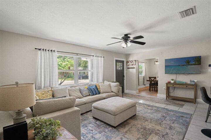Property Photo:  7001 52nd Lane N  FL 33781 