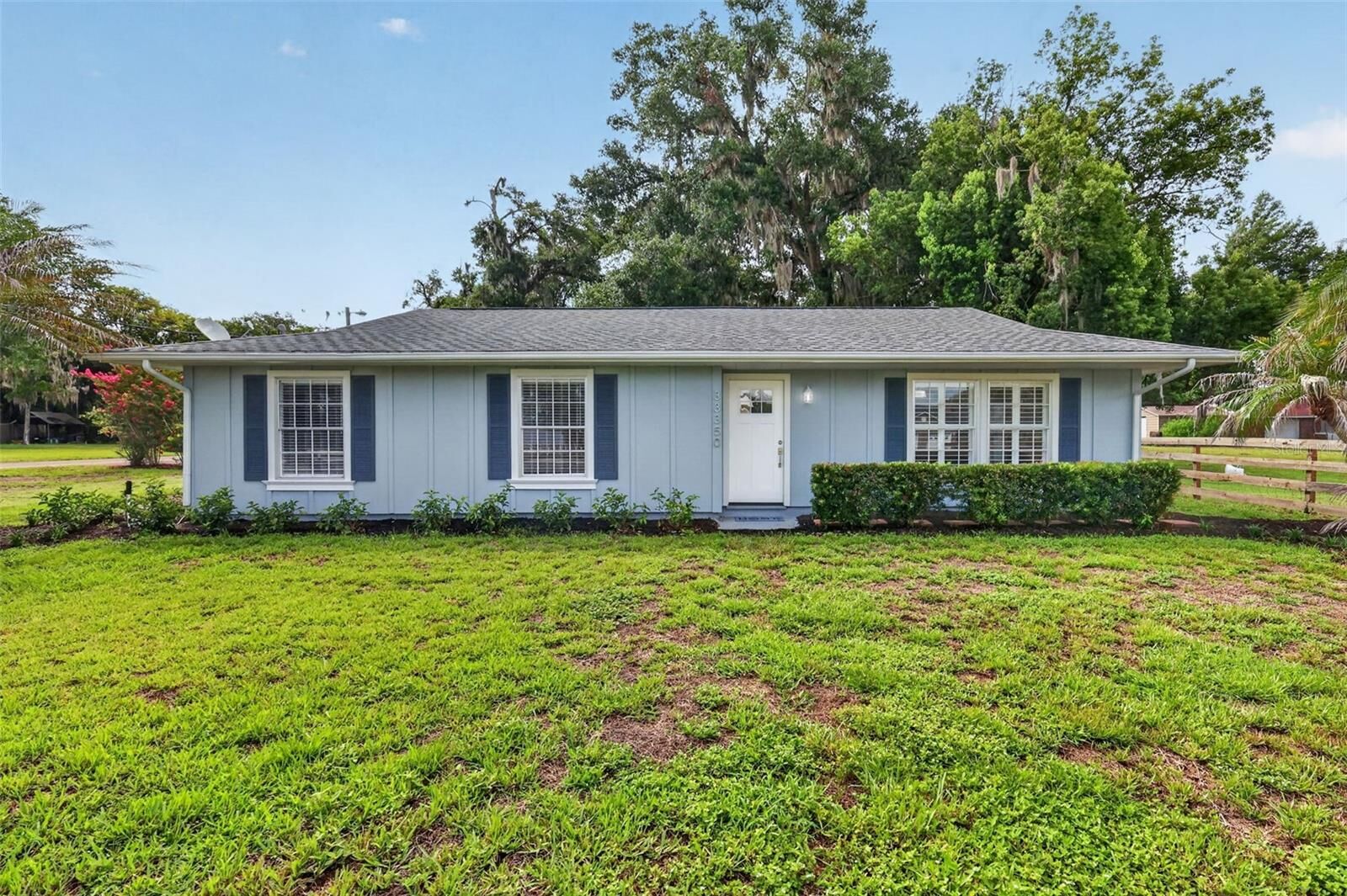 Property Photo: 33350 E Lake Joanna Drive FL 32736