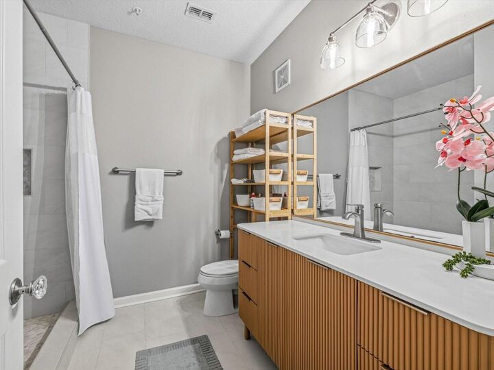 Property Photo:  4207 S Dale Mabry Highway 8308  FL 33611 