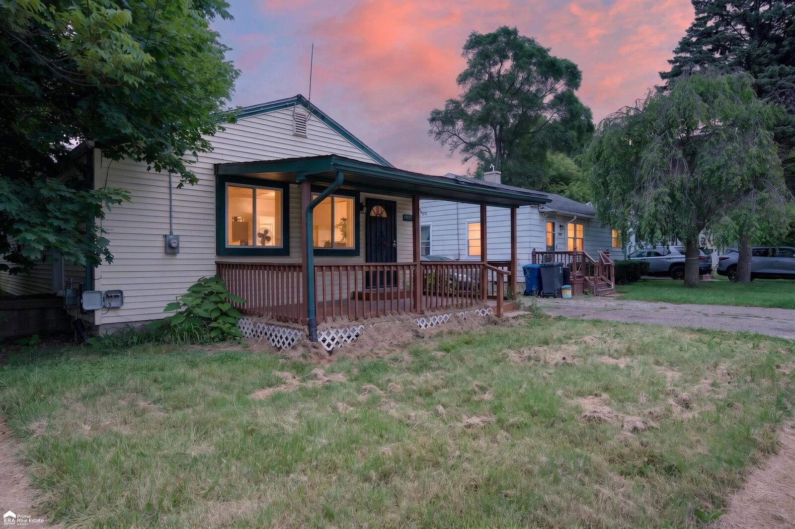 Property Photo:  3111 Colorado Avenue  MI 48506 