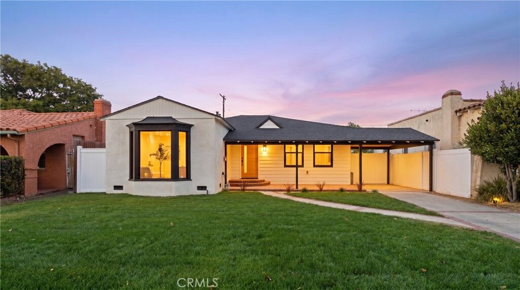 Property Photo:  8104 S 2nd  CA 90305 