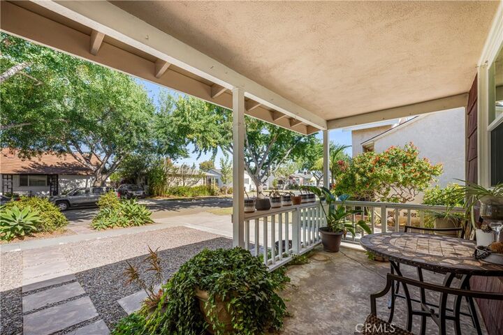 Property Photo: 5922 Hayter CA 90712