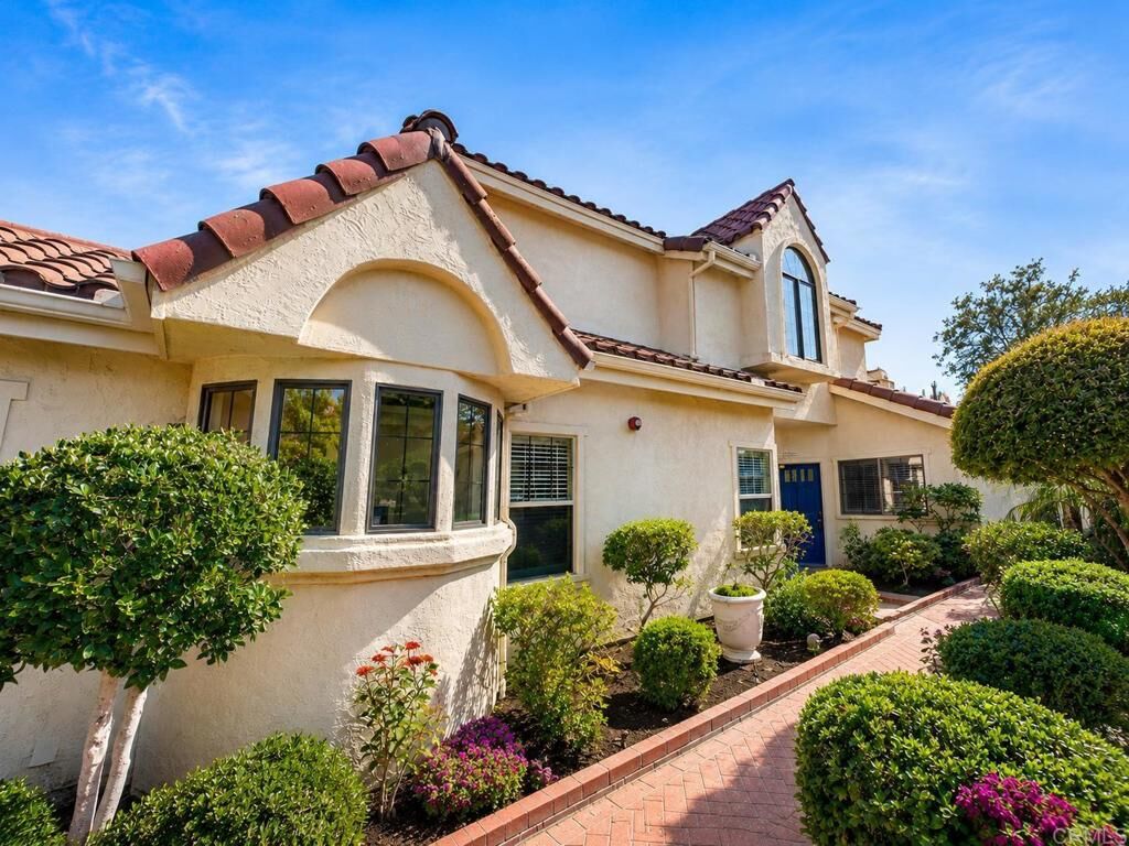 Property Photo:  29118 Laurel Valley Dr  CA 92084 