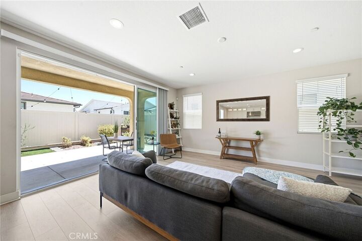 Property Photo: 27558 S Edgemont Drive CA 90732