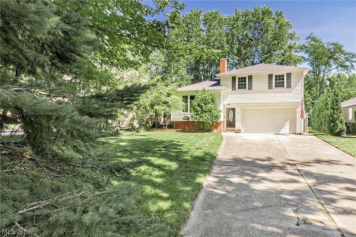 Property Photo:  63 Shawondassee Drive  OH 44095 