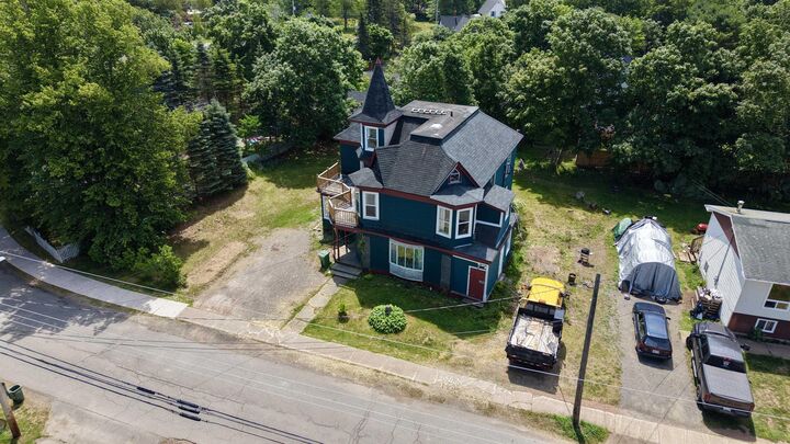 Property Photo:  122 Queen Street  NS B0M 1S0 
