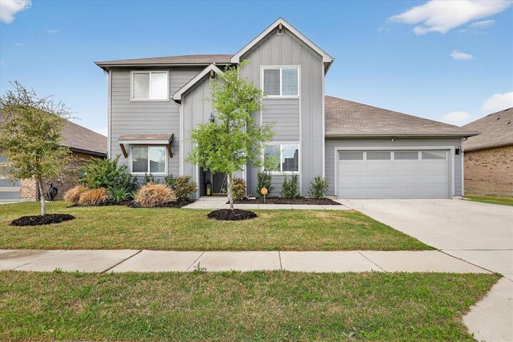 Property Photo: 1721 Zilker Park Trail TX 76009