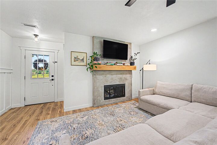 Property Photo: 2222 W Perry Road AR 72758