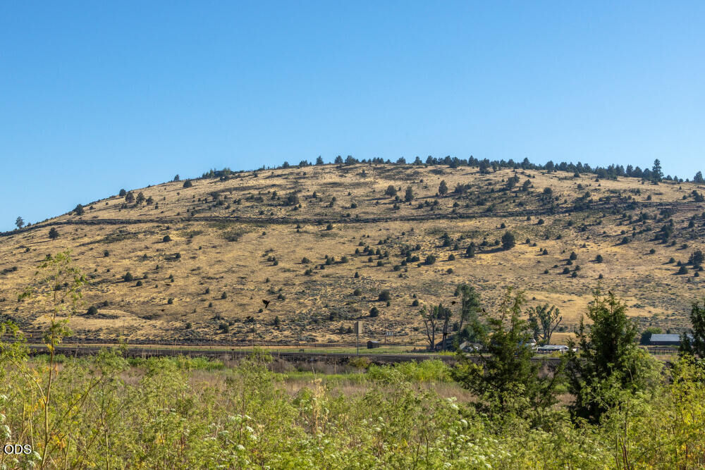 Property Photo:  N Hwy 97  OR 97601 
