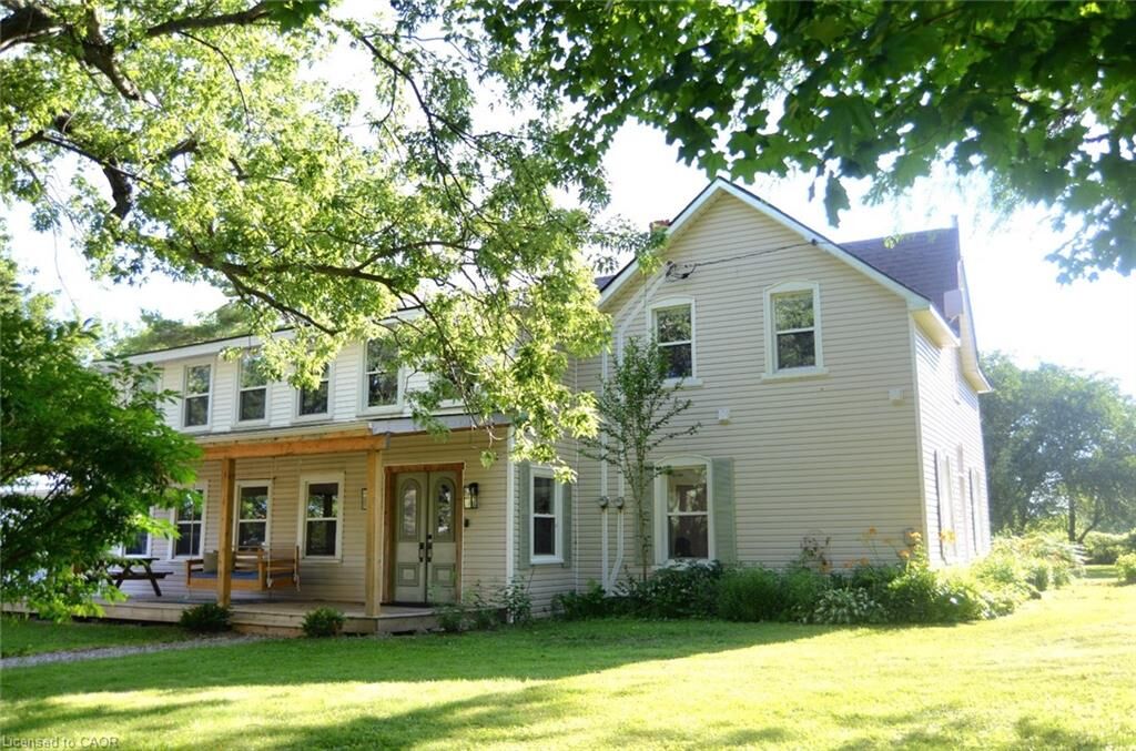 Property Photo:  874 Concession 14 Townsend  ON N3Y 4K3 