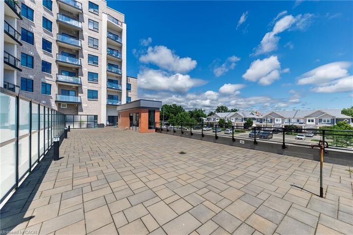 Property Photo:  30 Hamilton Street S 201  ON L8B 1V8 