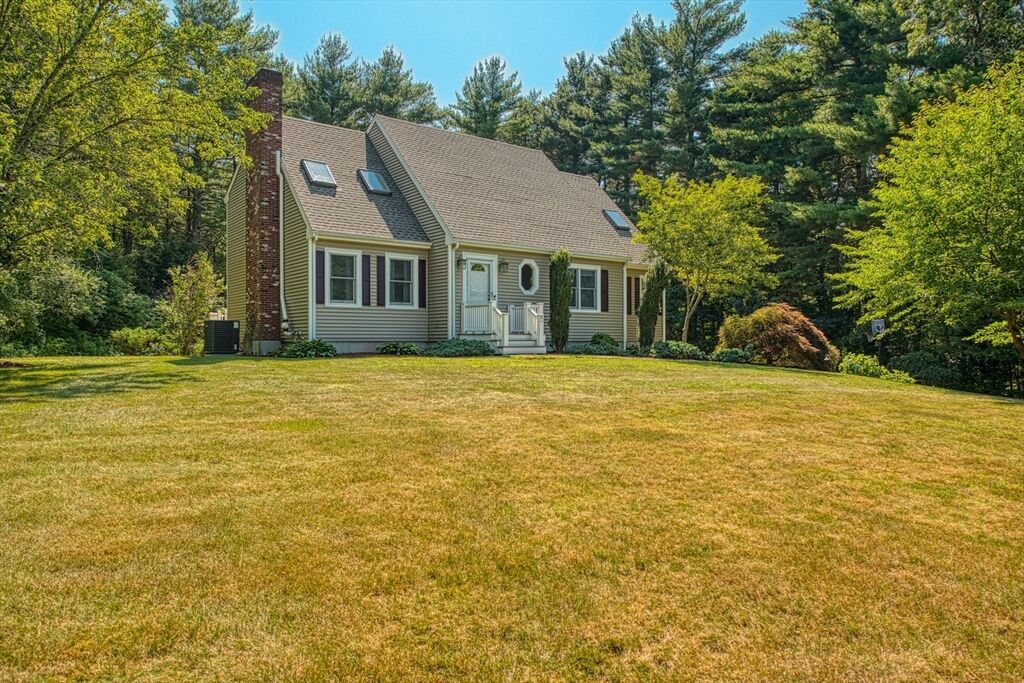 Property Photo:  5 Daniel Road  MA 02347 