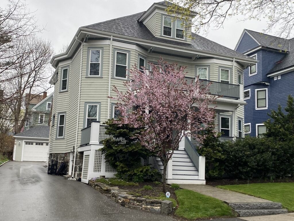 Property Photo: 15 Radford Ln 1 MA 02124