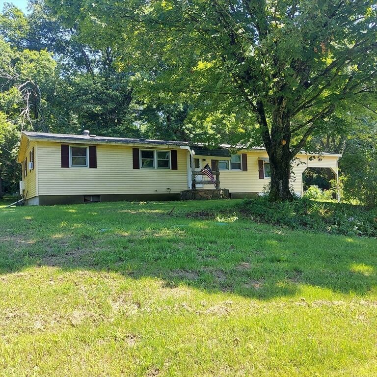 Property Photo: 1075 West Brookfield Road MA 01531