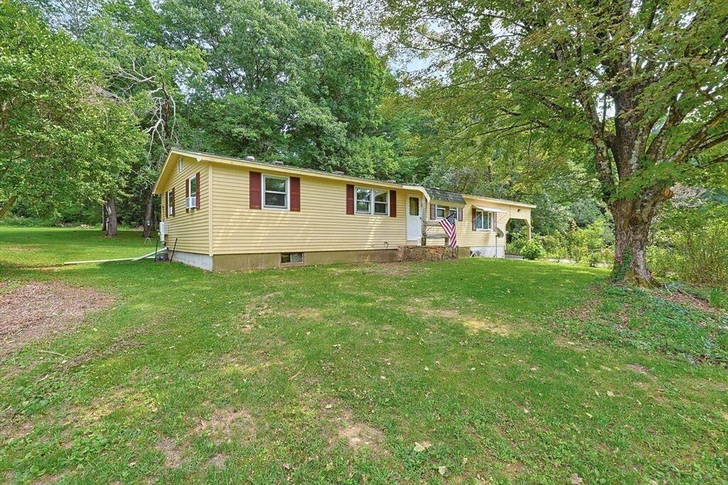 Property Photo: 1075 West Brookfield Road MA 01531