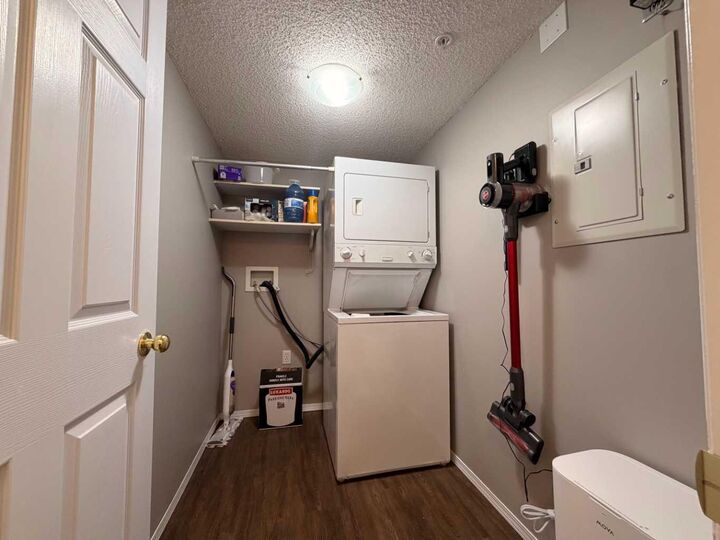 Property Photo:  848 4 Avenue 309  AB T9W 1V6 
