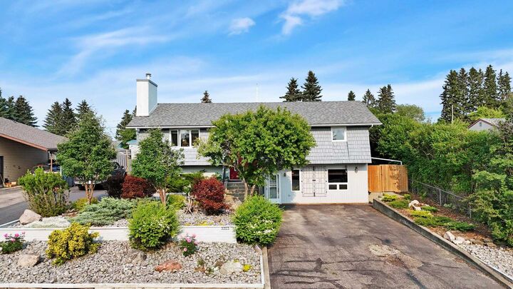 5323 53 Street — photo 1