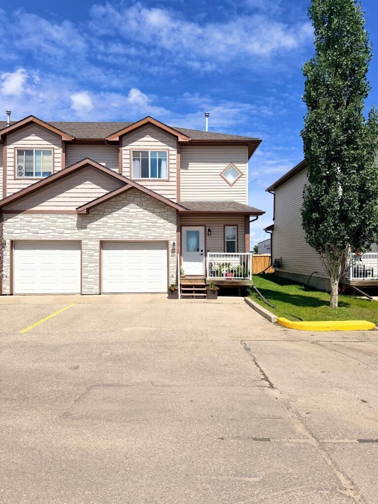 Property Photo:  10150 121 Avenue 243  AB T8V 8H2 