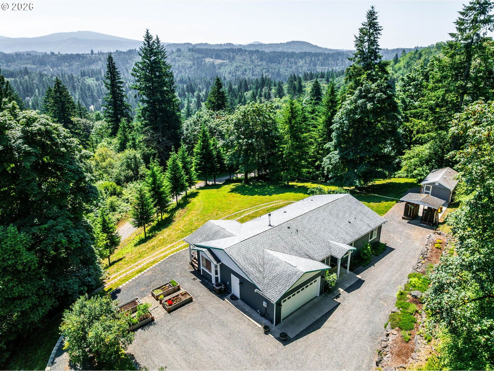Property Photo: 321 Upland Rd WA 98671