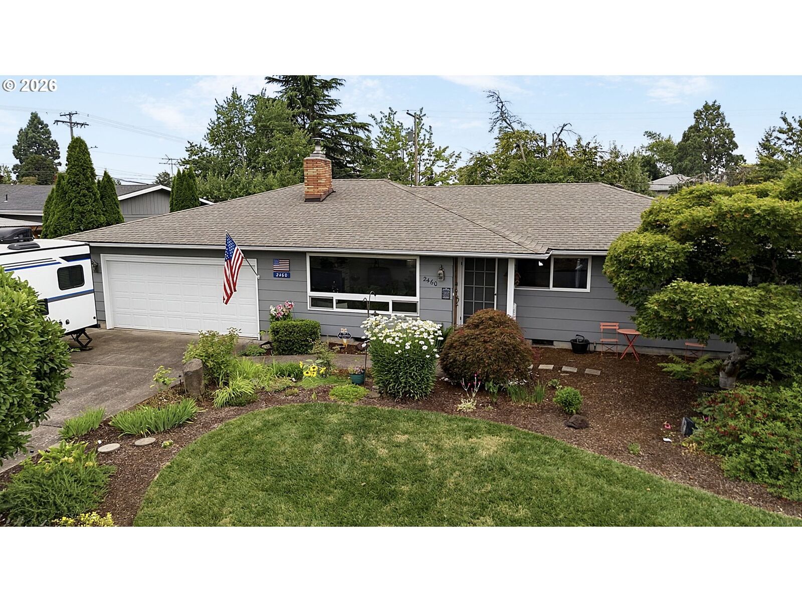 Property Photo:  2460 Debra Dr  OR 97477 