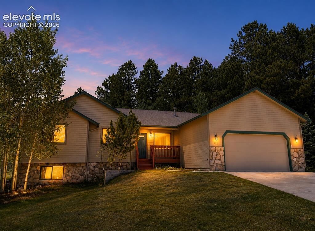 Property Photo:  821 Red Eagle Court  CO 80863 