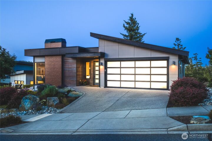 Property Photo: 3950 Rock Ridge Parkway WA 98221