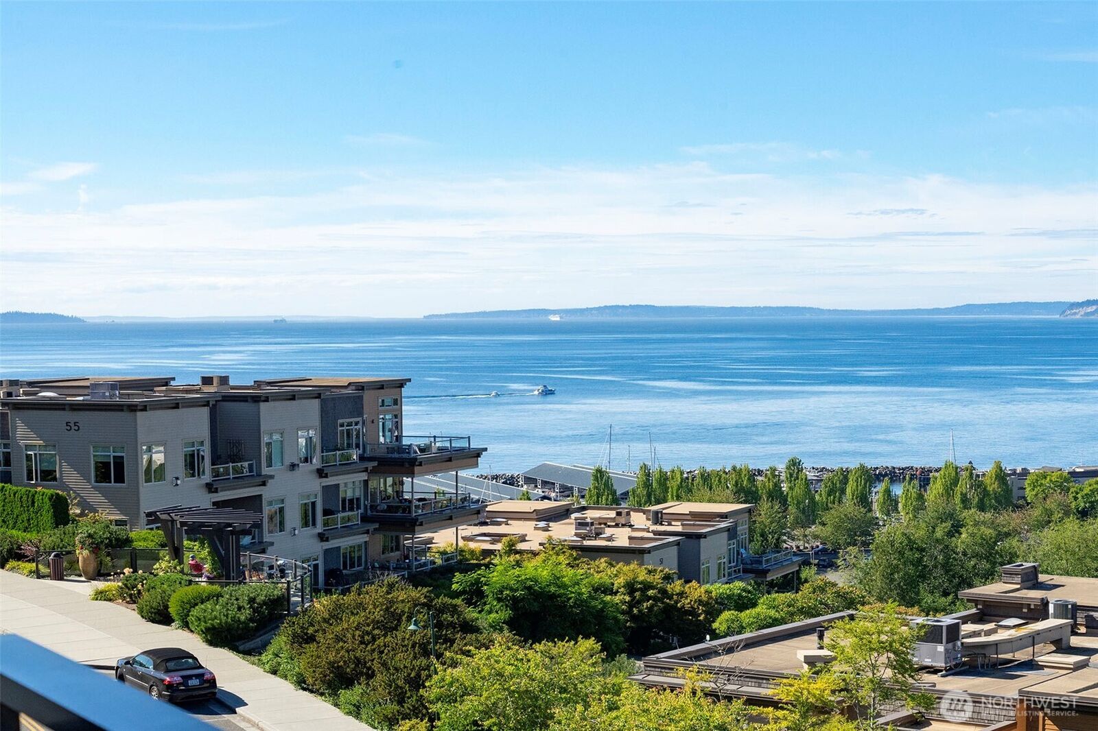 Property Photo:  50  Pine Street 401  WA 98020 