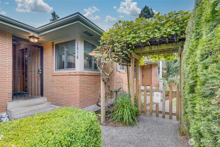 Property Photo:  3516  176th Place SW  WA 98037 