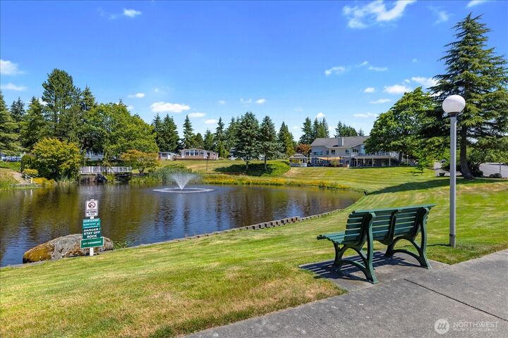 Property Photo:  1427  100th Street SW 68  WA 98204 