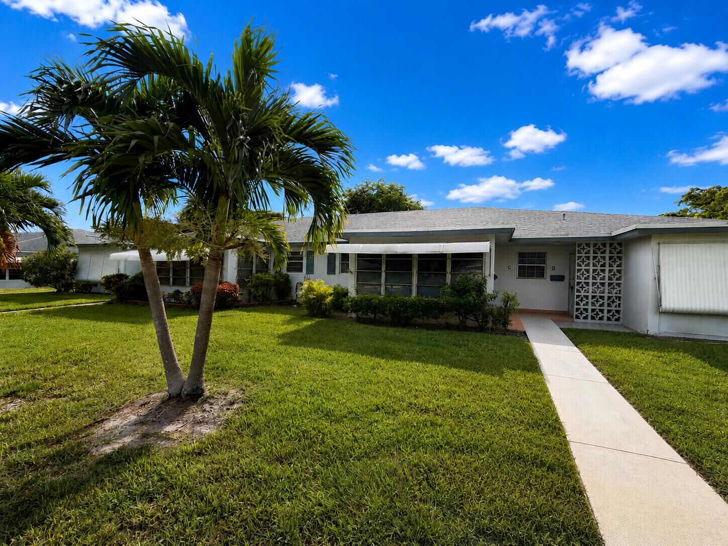 Property Photo:  1207 S Drive Way C  FL 33445 