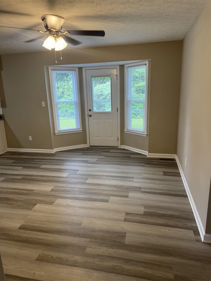 Property Photo:  1514 Patrick Way  KY 42104 