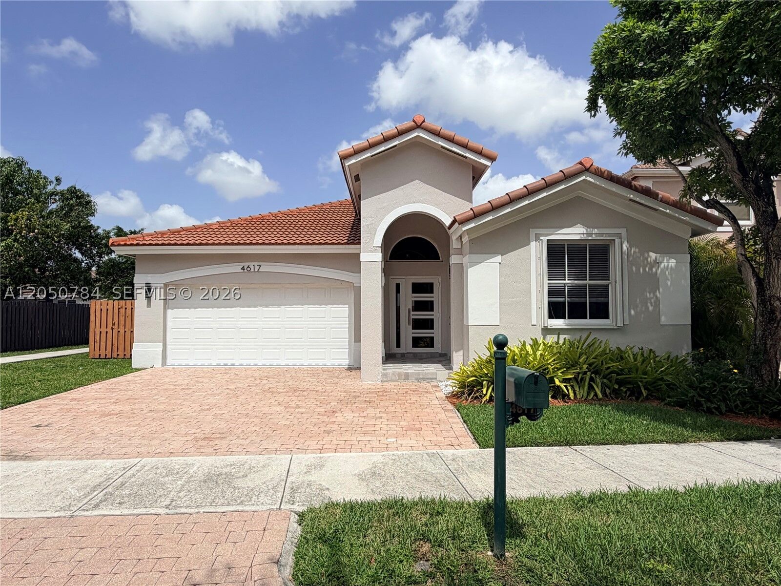 Property Photo:  4617 NW 96th Ave -  FL 33178 