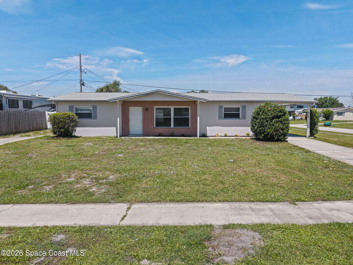 Property Photo:  676 Ixora Drive  FL 32935 