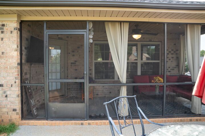 Property Photo:  328 E Story Bush Lane  SC 29349 