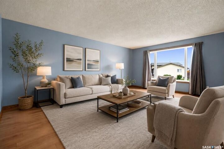 Property Photo:  1027 Victory Crescent  SK S4N 6X5 
