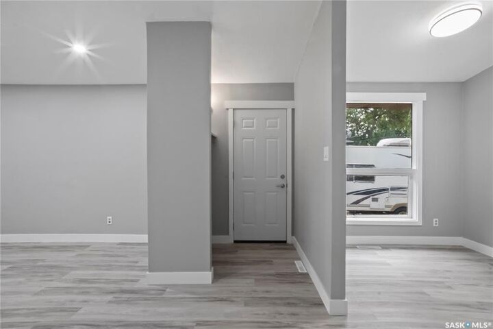 Property Photo:  2905 Grant Road  SK S4S 5G3 