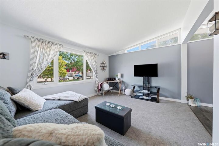 Property Photo:  1397 7th Street E  SK S6V 0V2 