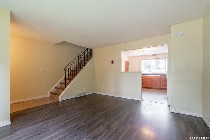 Property Photo:  169 Rothwell Crescent  SK S4R 1R5 