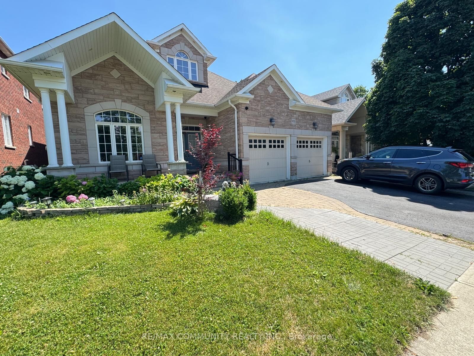 Property Photo: 933 Red Deer Avenue ON L1K 0C4