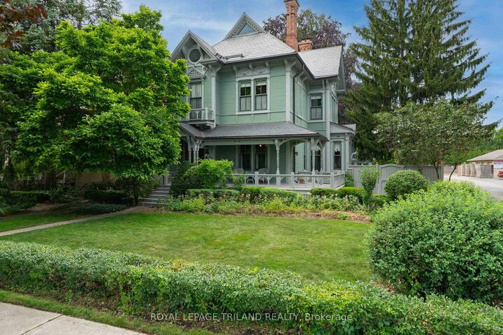 36 Grosvenor Street — photo 1