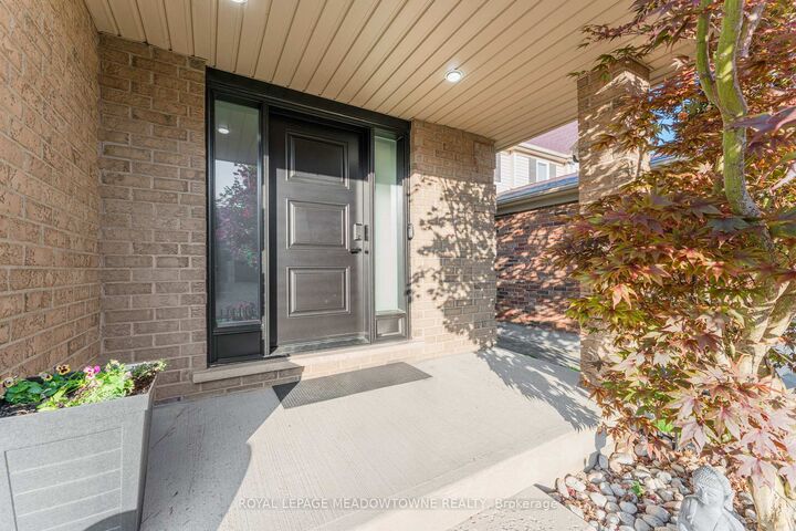 Property Photo: 71 McFarlane Drive ON N3C 4L7