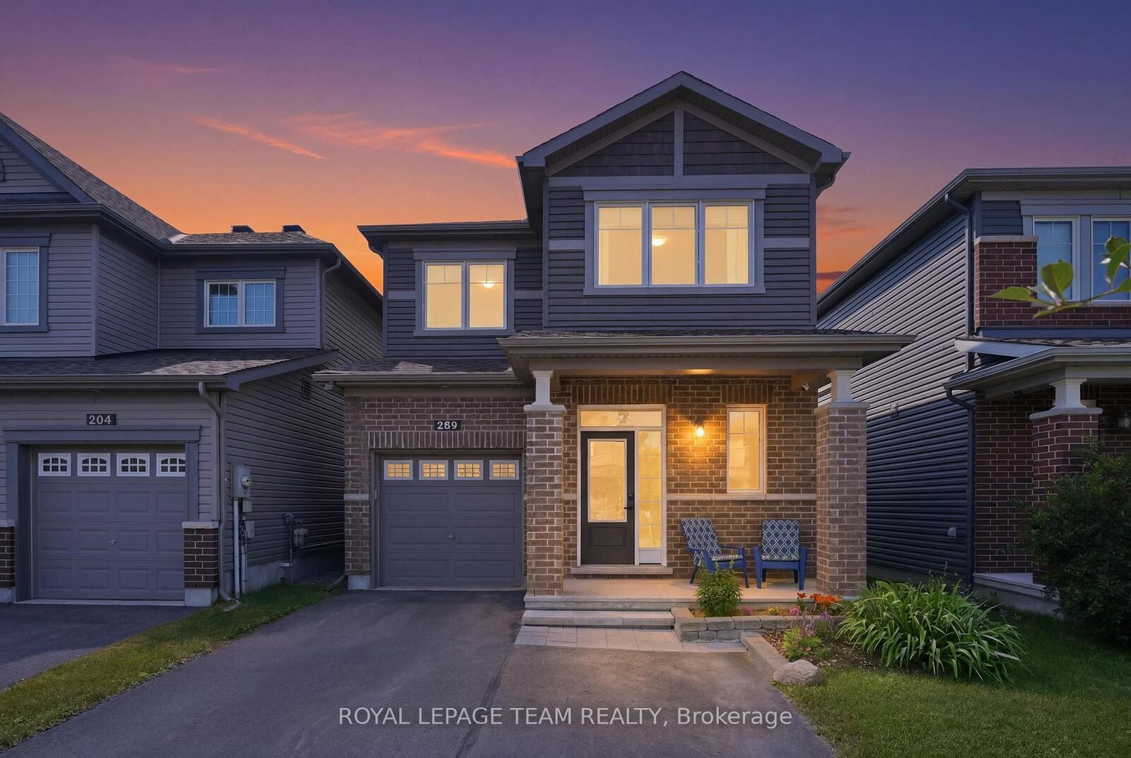Property Photo:  262 Hepatica Way  ON K4A 0Y9 