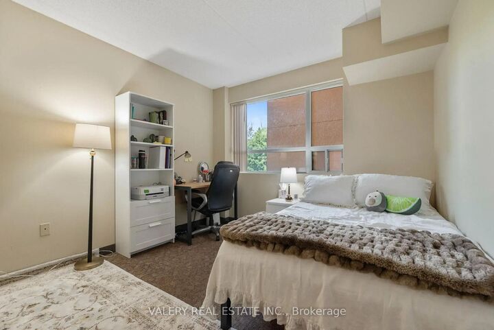 Property Photo:  1686 Main Street W 905  ON L8S 0A2 