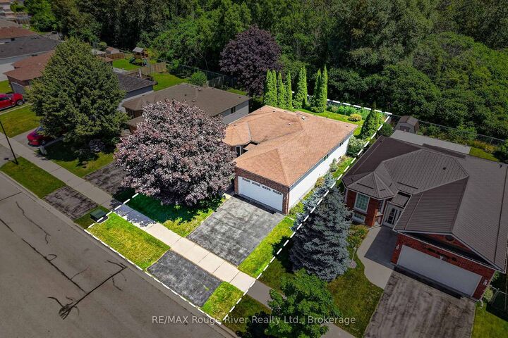 Property Photo: 660 Ewing Street ON K9A 5N7