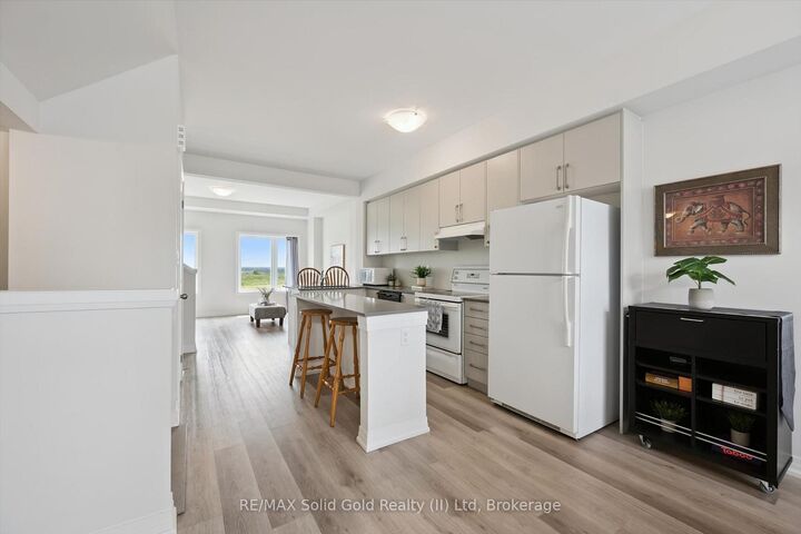 Property Photo: 155 Equestrian Way ON N3E 0E8